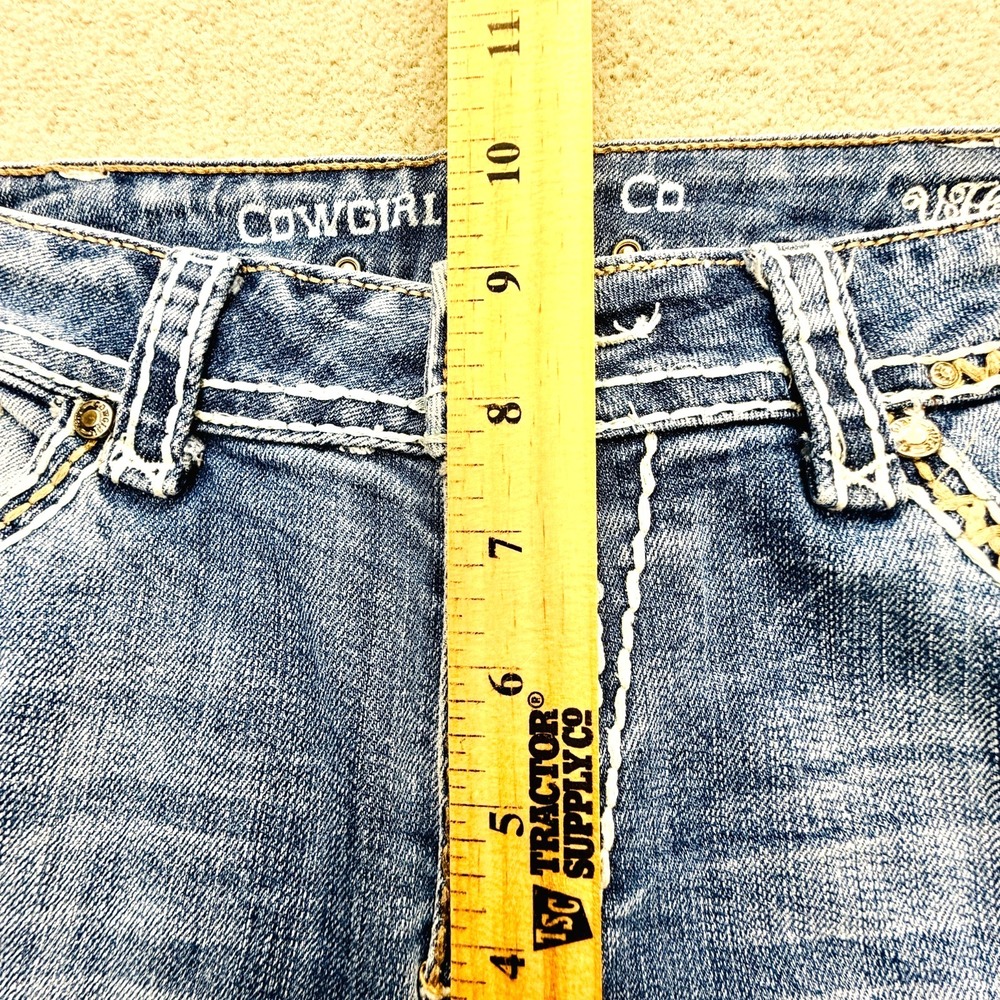 Cowgirl Tuff Jeans Womens Sz 32x35 (34x31) Victory White Stitch & Studded Cross - Picture 6 of 10